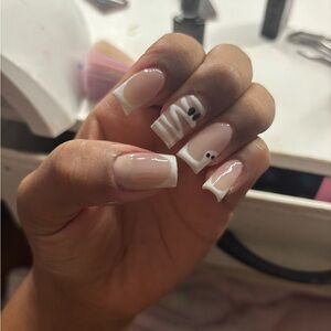 Elegant White Nail Art pick up only